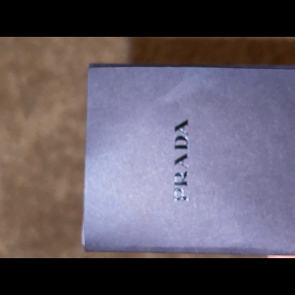 Prada cloudbustthunder only worn 3 times in almost new condition - Picture 6 of 6